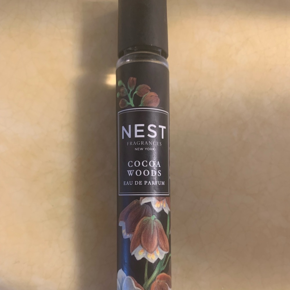 Nest cocoa woods travel spray